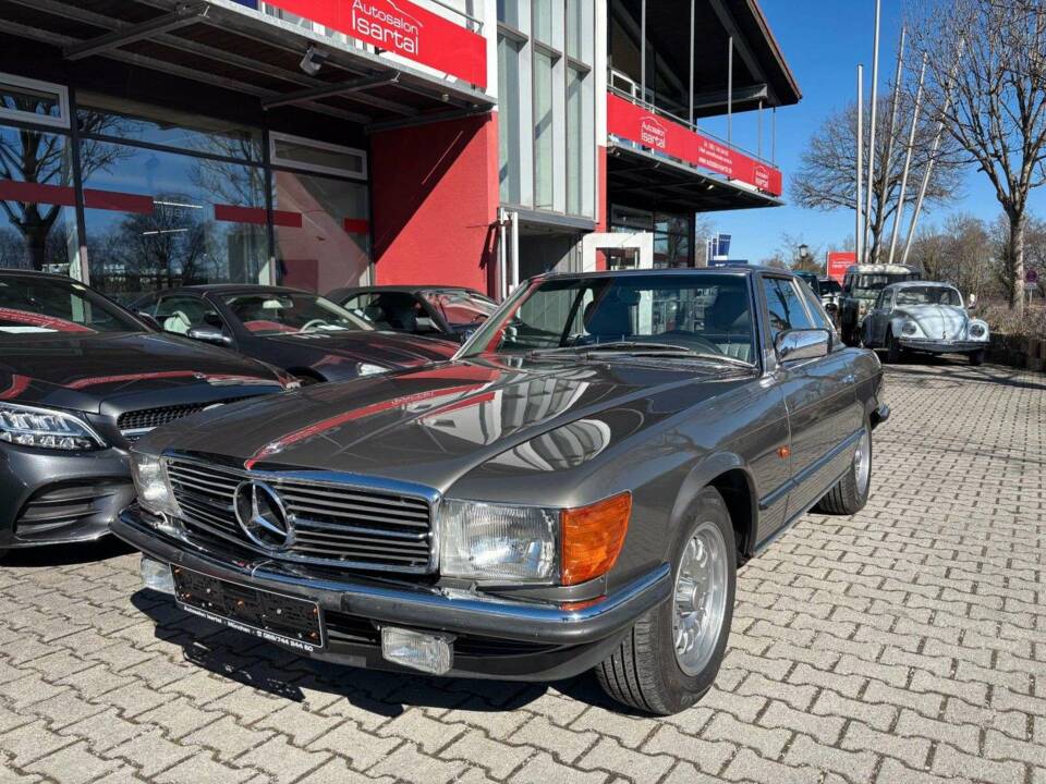 Bild 2/21 von Mercedes-Benz 380 SL (1984)