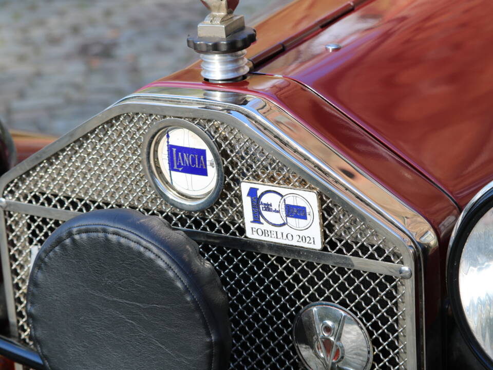 Image 29/51 of Lancia Lambda (1930)