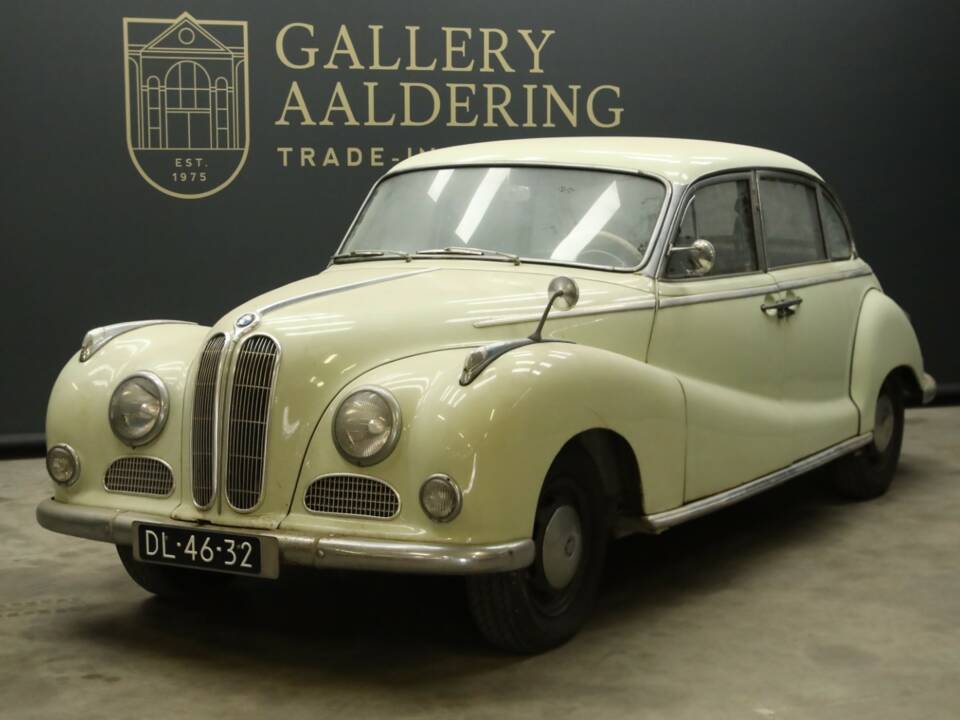 Afbeelding 1/50 van BMW 502 (1956)
