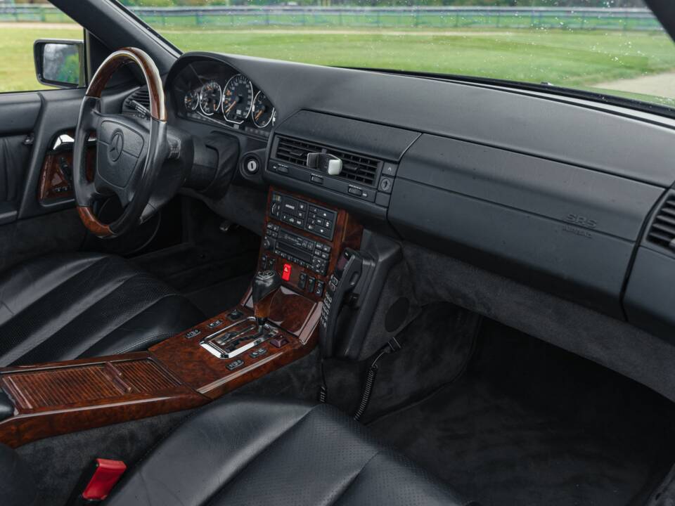 Image 16/20 de Mercedes-Benz SL 600 (1995)