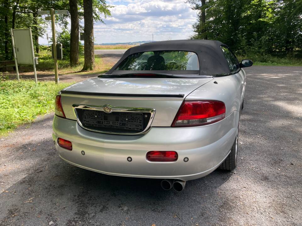 Image 6/21 of Chrysler Sebring 2.7 V6 (2001)