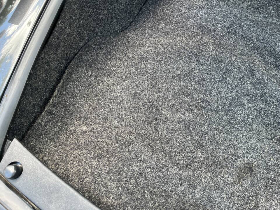 Image 53/100 of Porsche 911 SC 3.0 "Weissach" (1980)