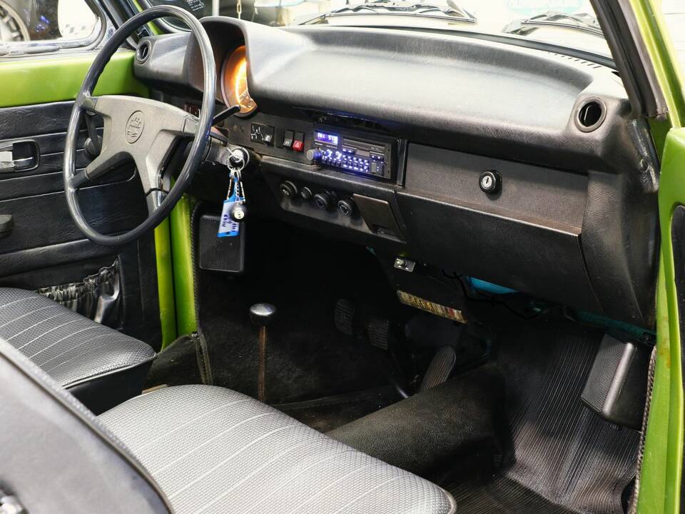 Bild 22/26 von Volkswagen Käfer 1303 (1972)