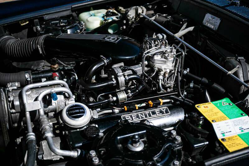 Image 28/47 of Bentley Continental (1987)