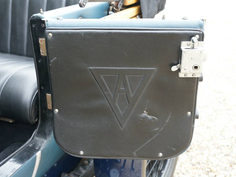 Image 49/50 of Alvis Silver Eagle Sports Tourer (1934)