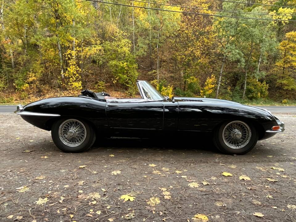 Bild 8/47 von Jaguar E-Type (1968)