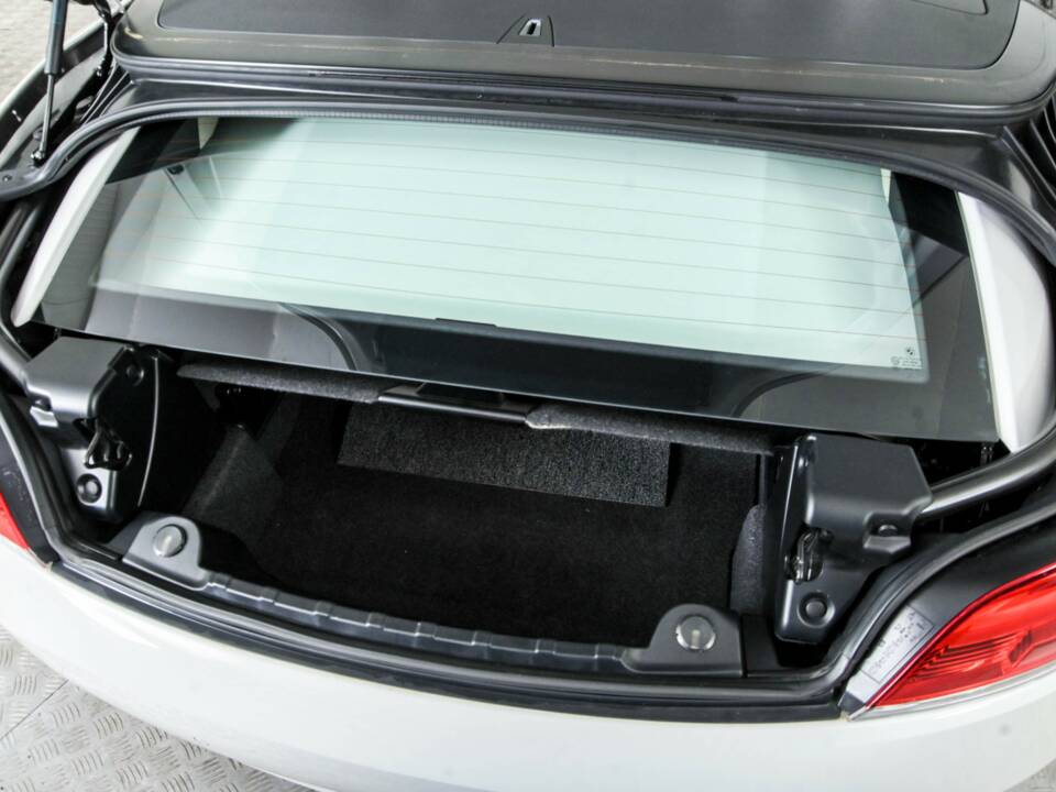 Image 42/50 of BMW Z4 sDrive23i (2010)