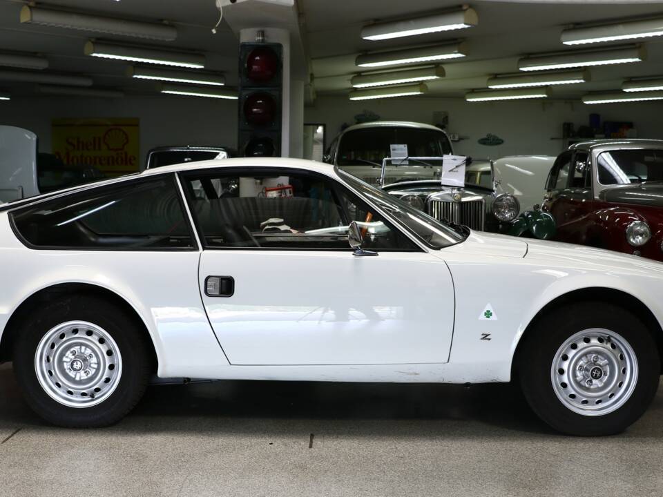 Image 24/31 of Alfa Romeo Junior Zagato GT 1600 (1973)