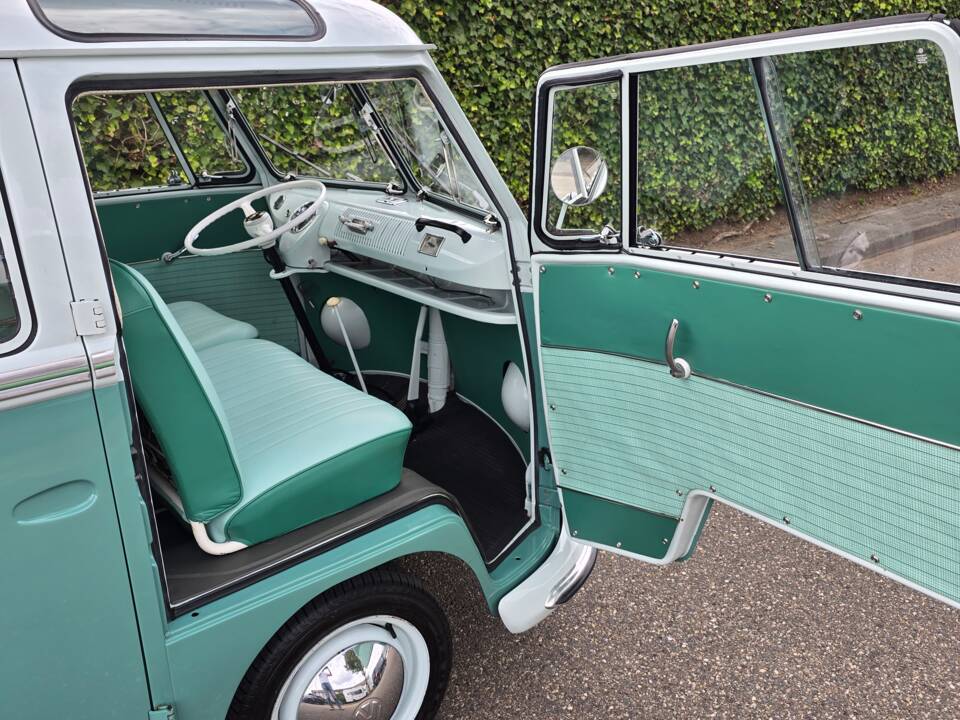 Image 11/24 of Volkswagen T1 Samba (1964)