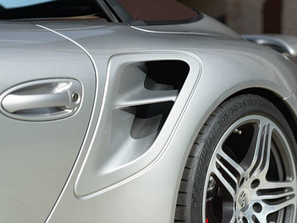 Image 30/50 of Porsche 911 Turbo (2008)