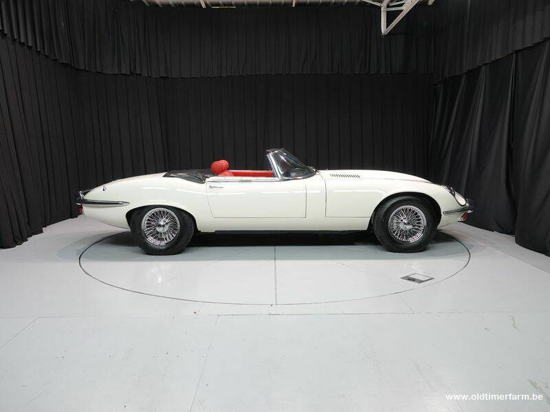 Bild 8/15 von Jaguar E-Type V12 (1973)