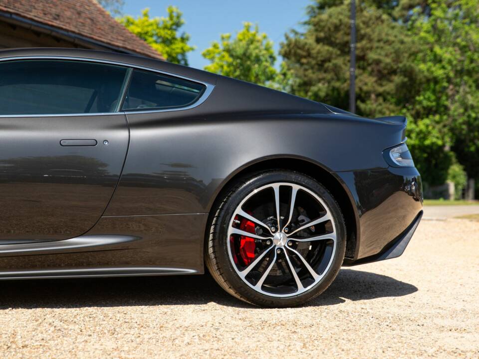 Image 31/50 of Aston Martin DBS (2012)