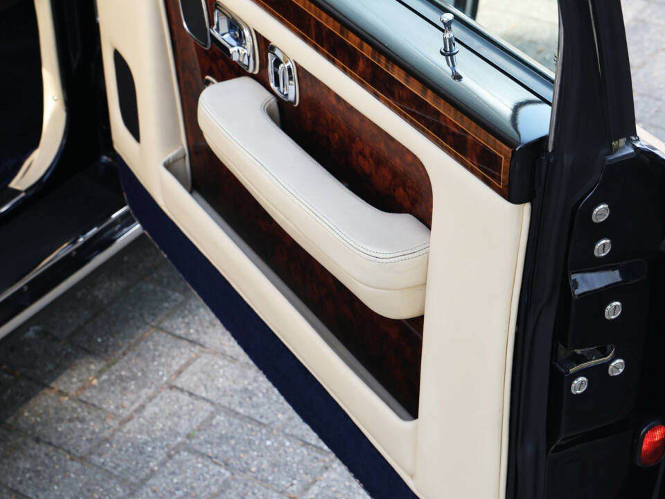 Afbeelding 33/47 van Rolls-Royce New Silver Spur (1997)