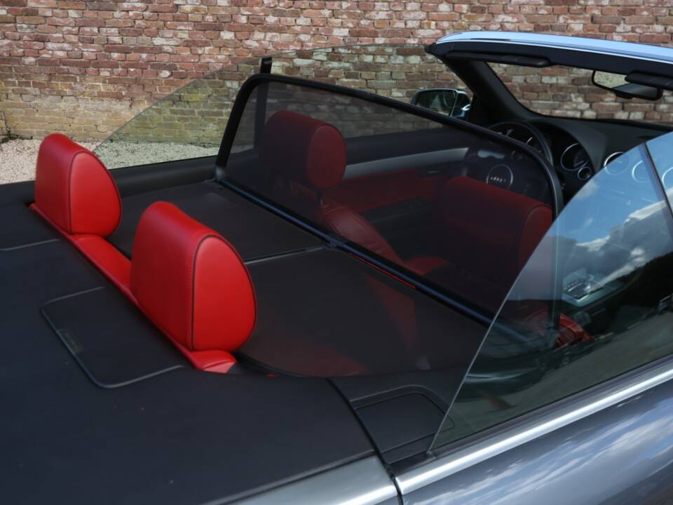 Image 49/50 de Audi S4 (2004)