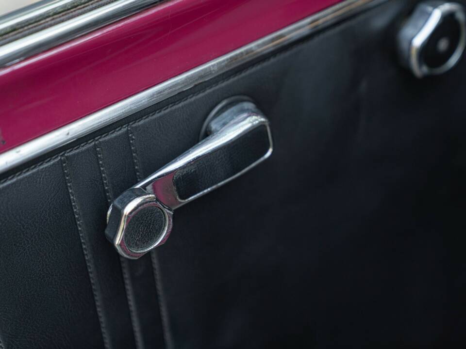 Immagine 36/50 di Alfa Romeo Giulia Nuova Super 1300 (1974)