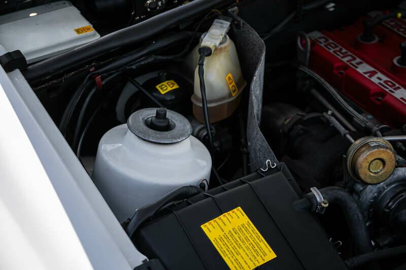 Image 42/42 de Ford Sierra RS Cosworth (1987)