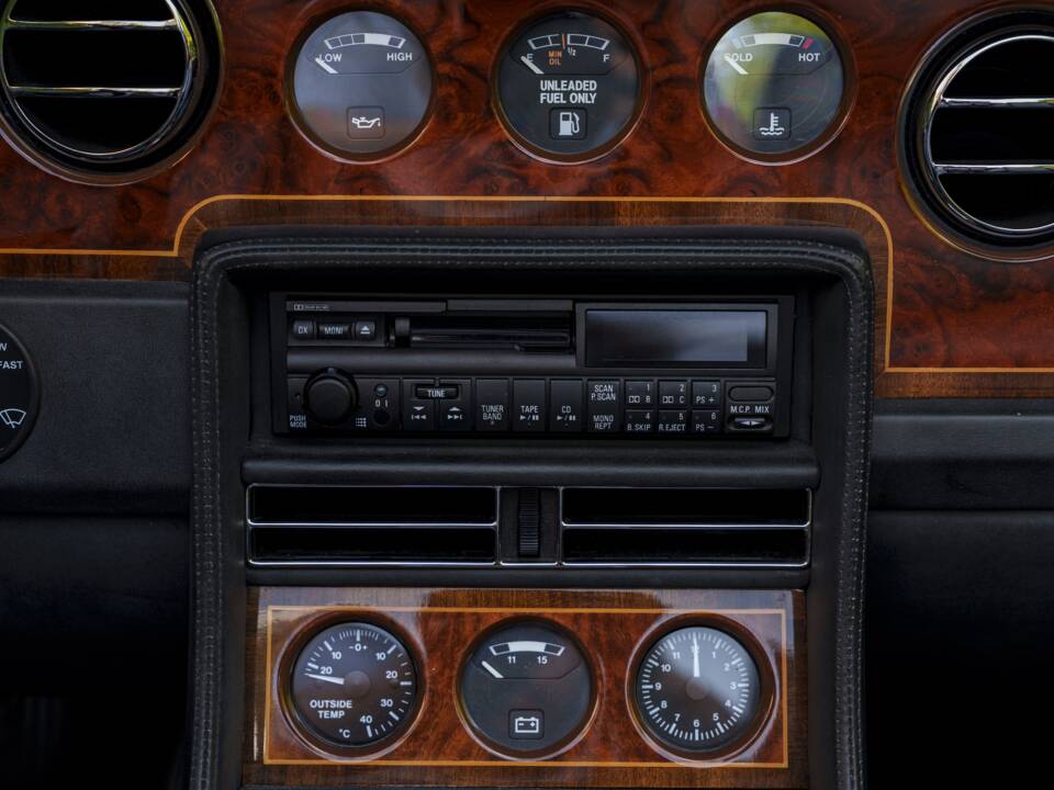 Image 22/32 de Bentley Continental (1993)
