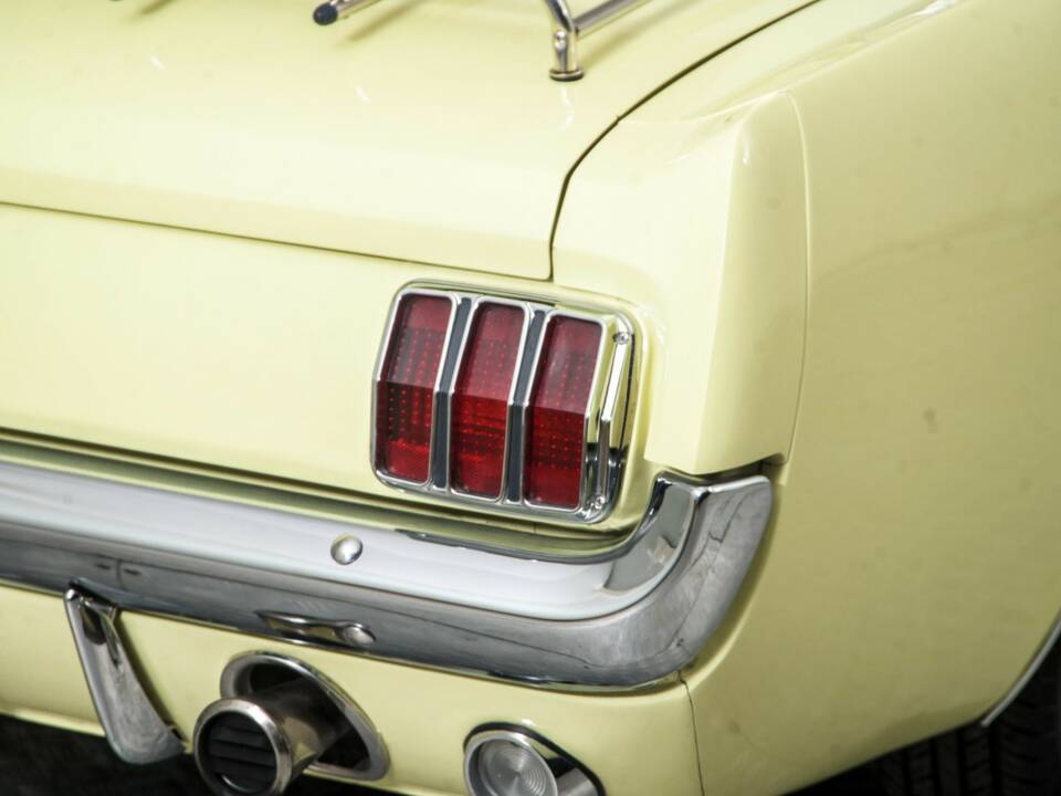 Immagine 32/50 di Ford Mustang 289 (1965)