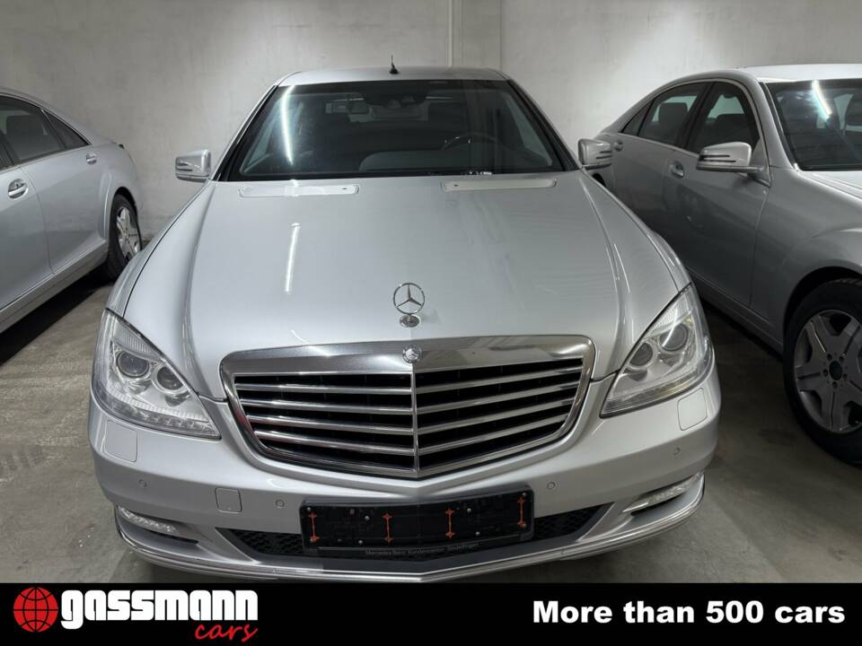 Immagine 10/15 di Mercedes-Benz S 450 CDI Guard LWB (2010)