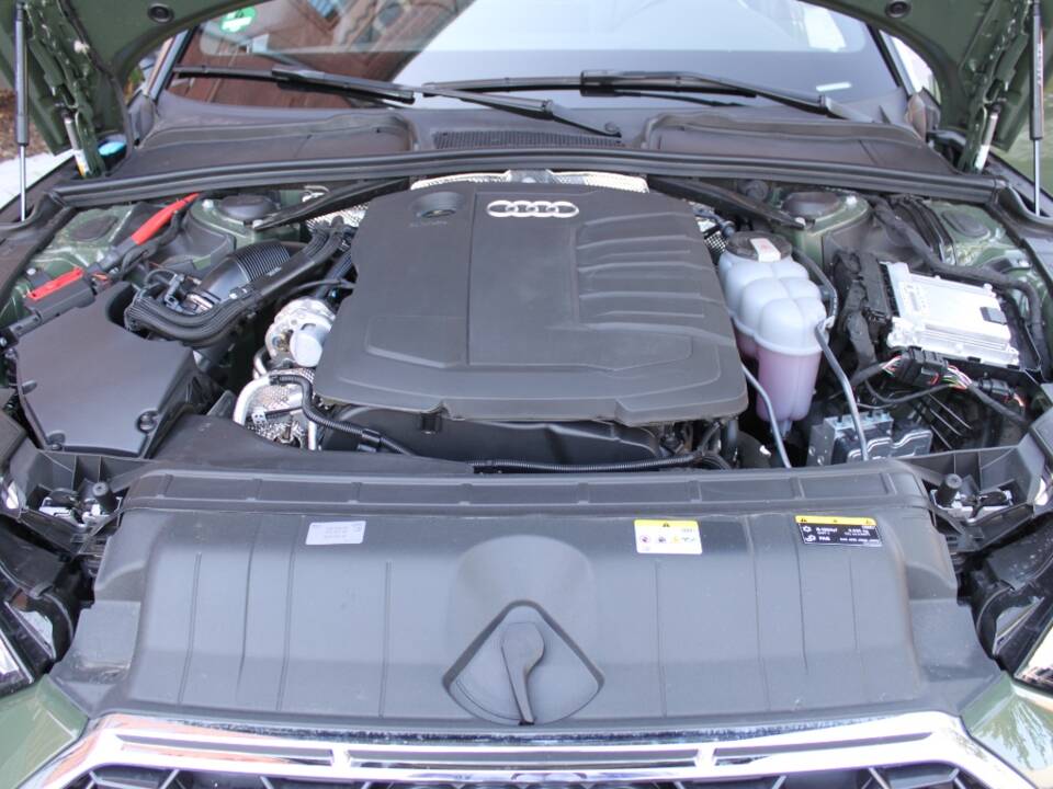 Image 6/19 of Audi A5 2.0 TDI S-Line (2024)