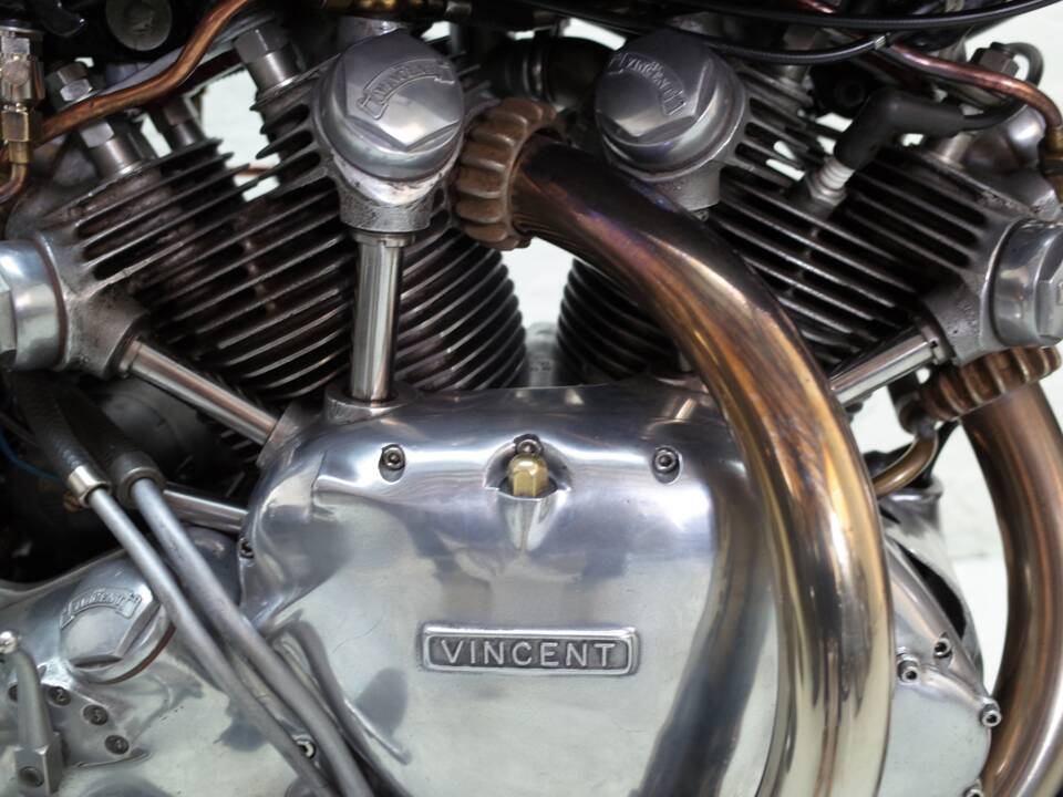 Image 2/30 of Vincent Rapide C (1951)