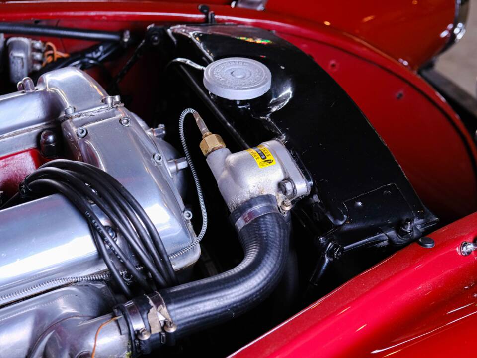Bild 30/46 von Jaguar XK 120 FHC (1952)