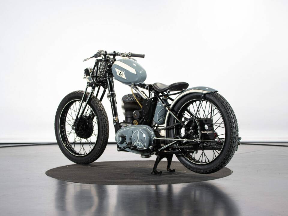 Image 2/50 of BSA M 20 (1948)
