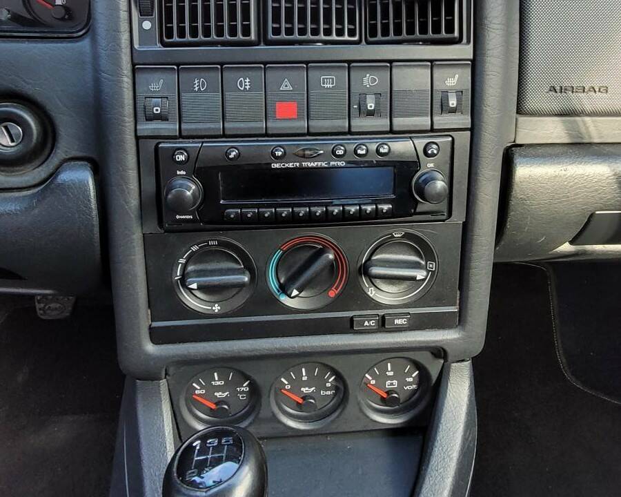 Image 14/17 of Audi Cabriolet 2.0 E (1996)