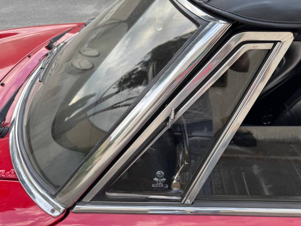 Bild 50/68 von Alfa Romeo 1.6 Spider (1988)