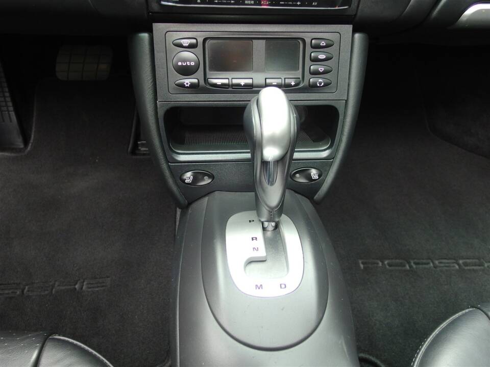 Bild 56/100 von Porsche 911 Carrera 4S (2002)