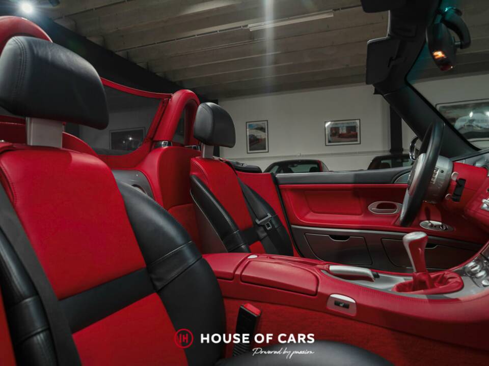 Image 19/25 of BMW Z8 (2002)