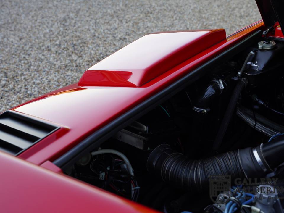 Bild 16/50 von Lamborghini Countach LP 5000 S QV (1988)