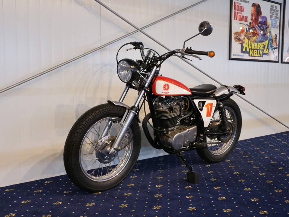 Image 22/30 of Yamaha SR500 (1981)