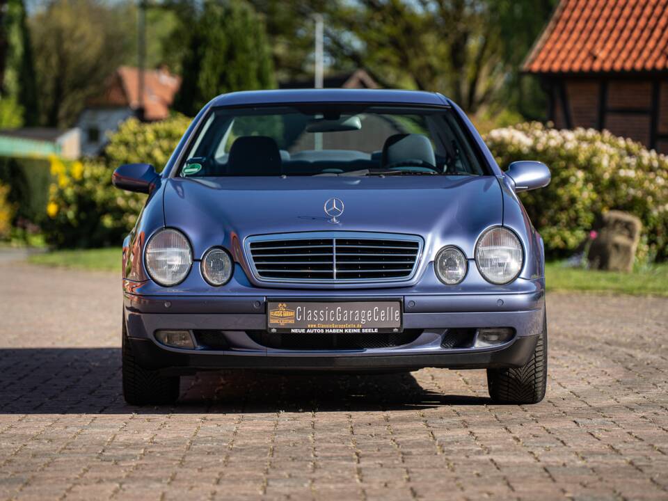 Bild 5/58 von Mercedes-Benz CLK 320 (1999)