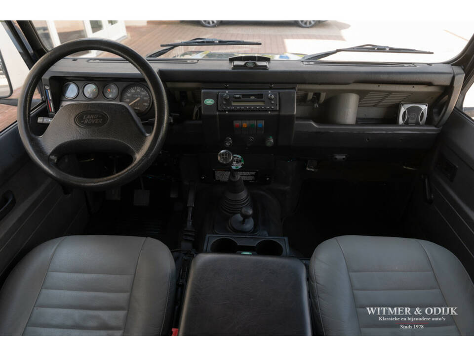Image 7/25 de Land Rover Defender 90 (1996)