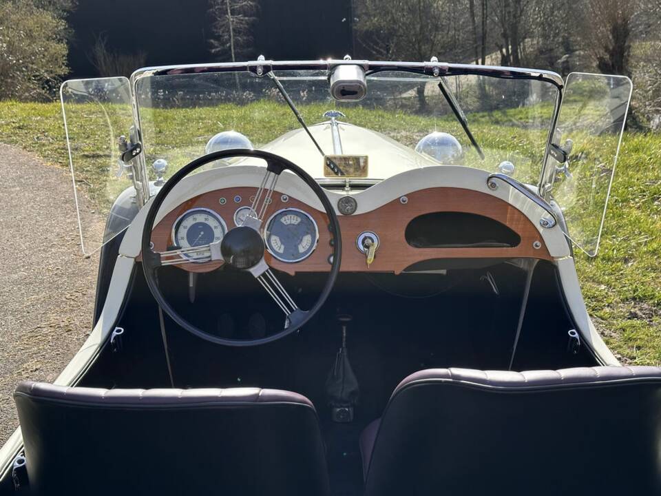 Image 2/8 of Singer SM Roadster (1955)