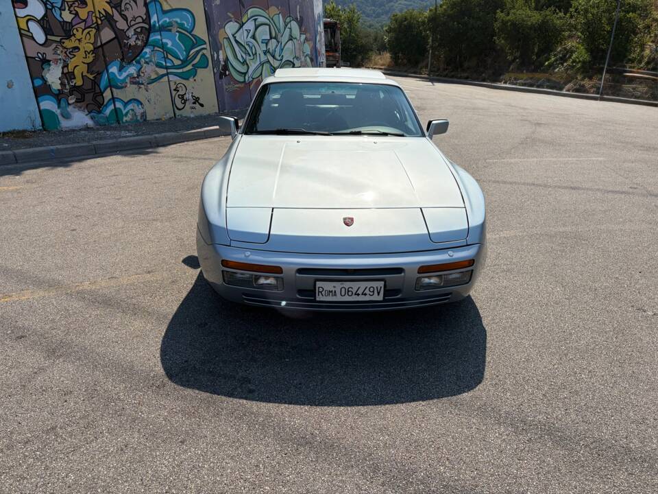 Image 29/98 of Porsche 944 Turbo S (1988)