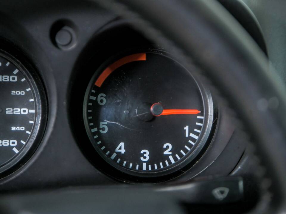 Afbeelding 21/50 van Porsche 924 S (1986)