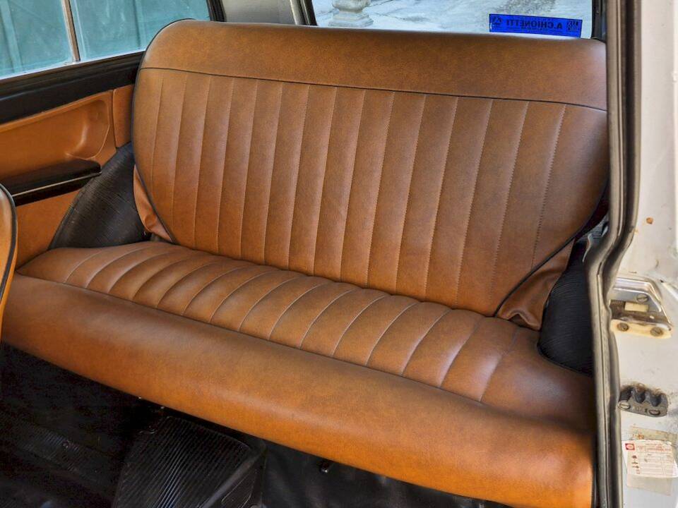 Image 24/43 of Autobianchi Bianchina Panoramica (1969)