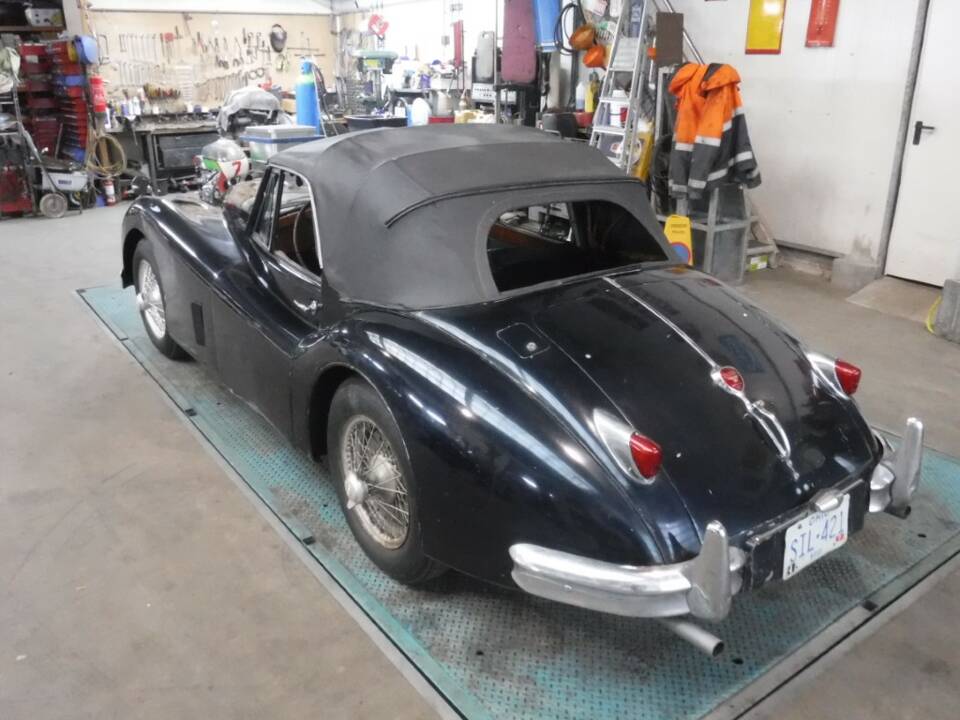 Bild 10/50 von Jaguar XK 140 DHC (1957)