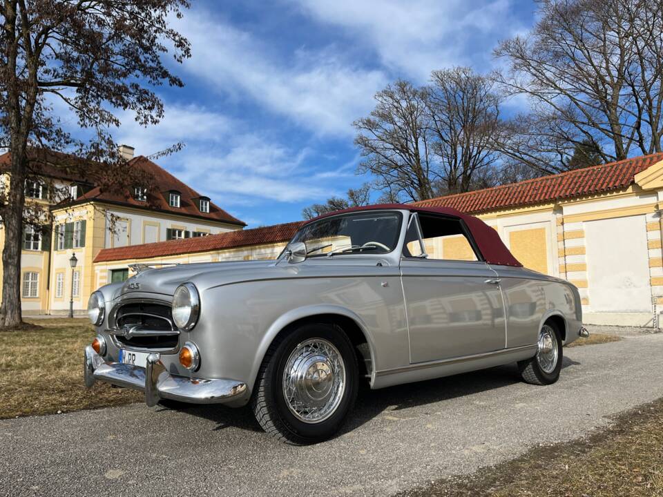 Immagine 62/87 di Peugeot 403 Cabriolet (1958)
