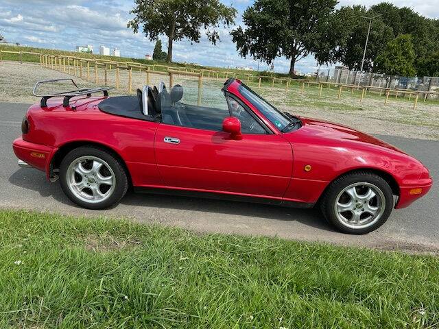 Bild 2/5 von Mazda MX-5 1.8 (1994)