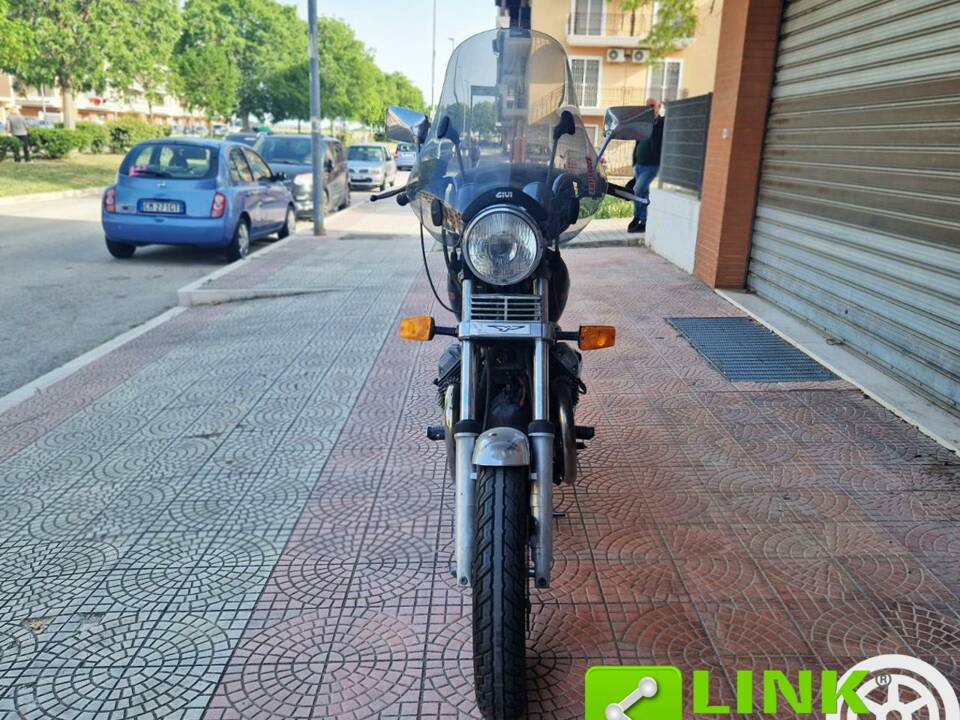 Image 6/10 of Moto Guzzi DUMMY (1990)