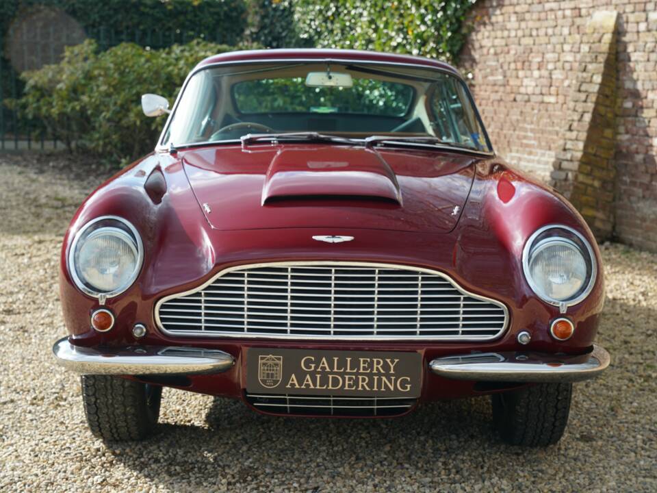 Bild 25/50 von Aston Martin DB 6 Vantage (1966)