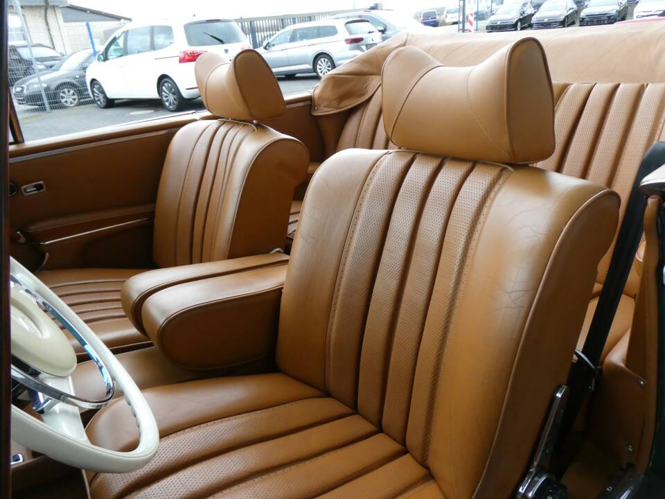 Afbeelding 11/26 van Mercedes-Benz 280 SE 3,5 (1970)