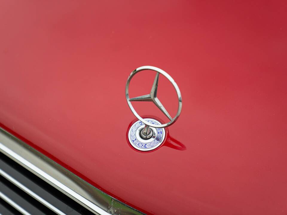 Immagine 22/50 di Mercedes-Benz C 220 CDI T (2003)