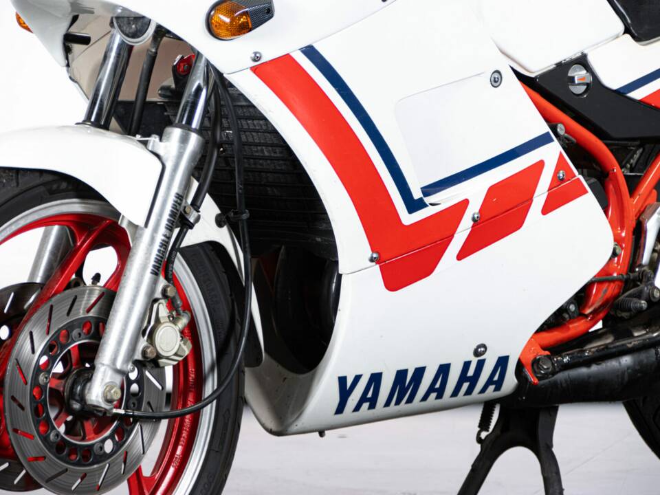 Bild 36/50 von Yamaha RD 350 LC (1990)