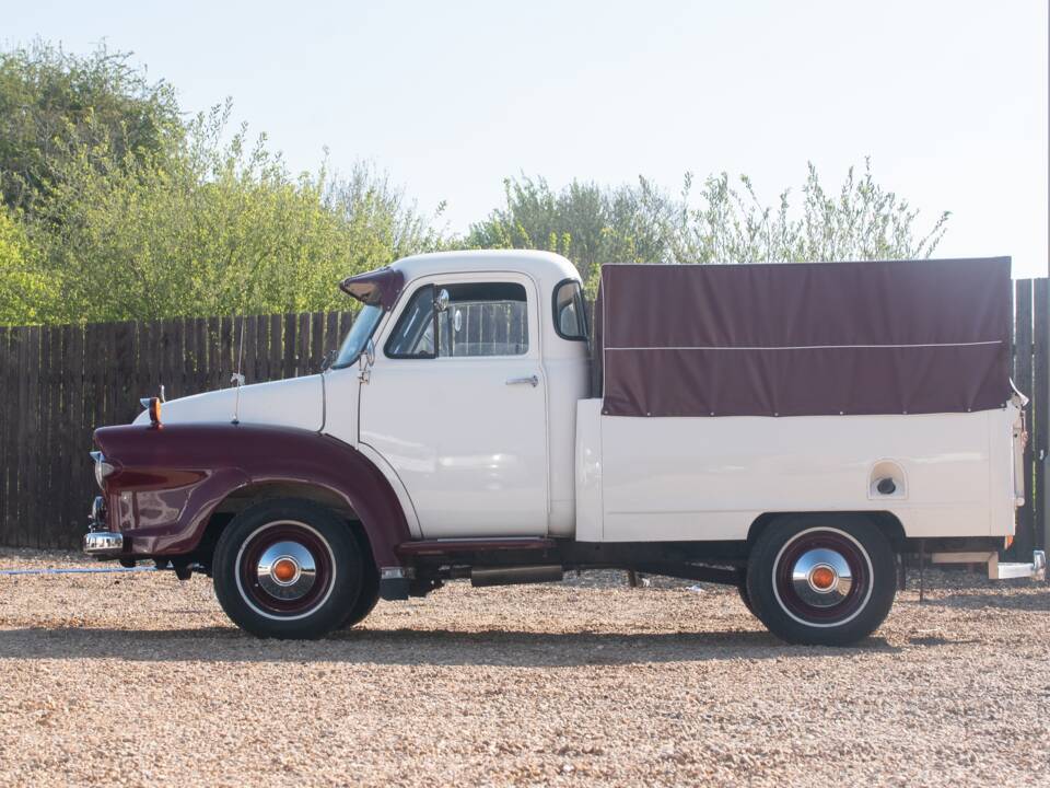 Imagen 36/50 de Bedford TJ (1965)