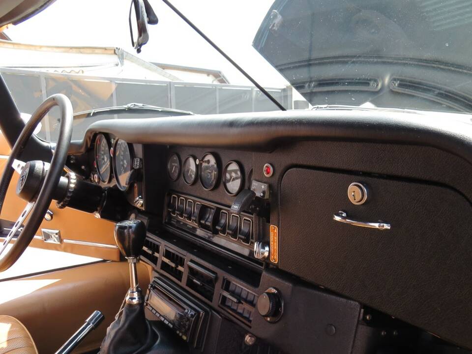 Bild 34/50 von Jaguar Type E V12 (1974)