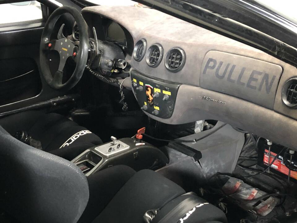 Afbeelding 13/22 van Ferrari F 360 Challenge (2002)